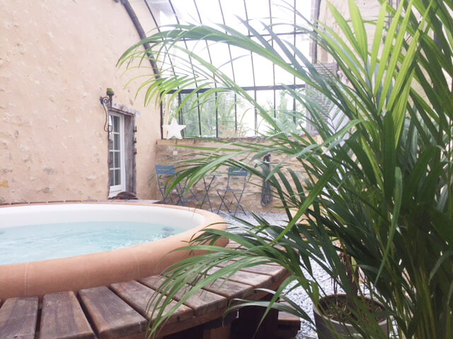 Jacuzzi en Région Centre-Val de Loire - Les cabanes de Chanteclair